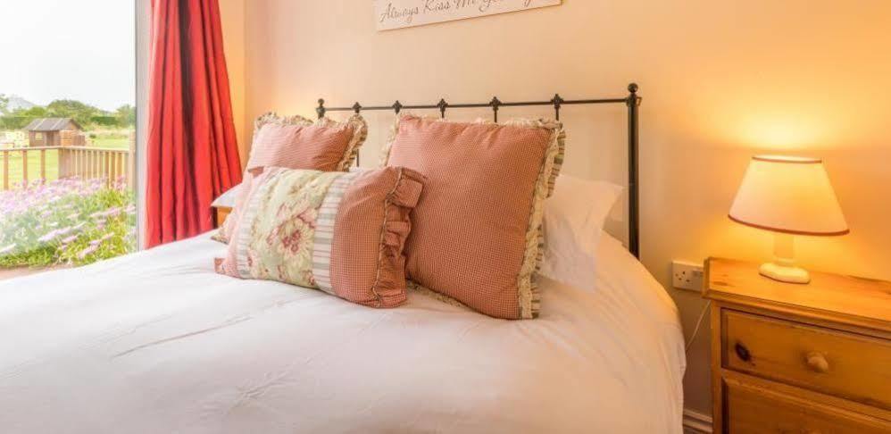 Ellingham Self-Catering Cottages Saint Peter Port Εξωτερικό φωτογραφία