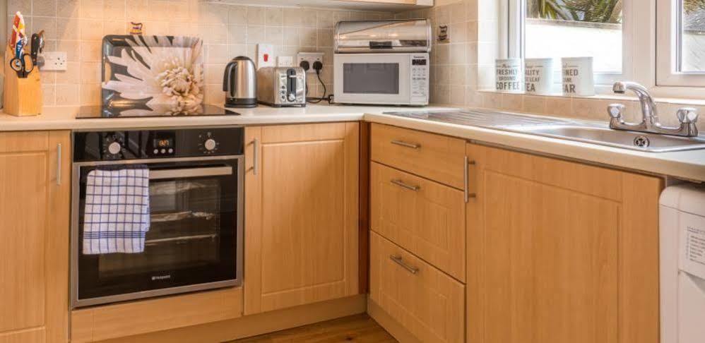 Ellingham Self-Catering Cottages Saint Peter Port Εξωτερικό φωτογραφία